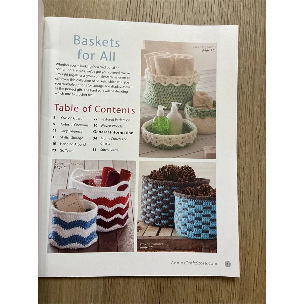 Lot Of 3 Annie's Crochet Books Baskets Hats & Scarves Yo-Yo Crochet